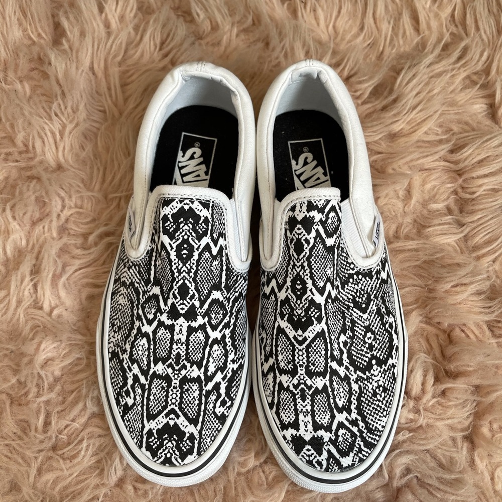 Woman’s size: 8 1/2 snakeskin vans NEVER WORN
